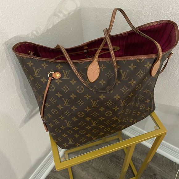 AUTHENTIC Louis Vuitton Neverfull GM - Picture 3 of 7